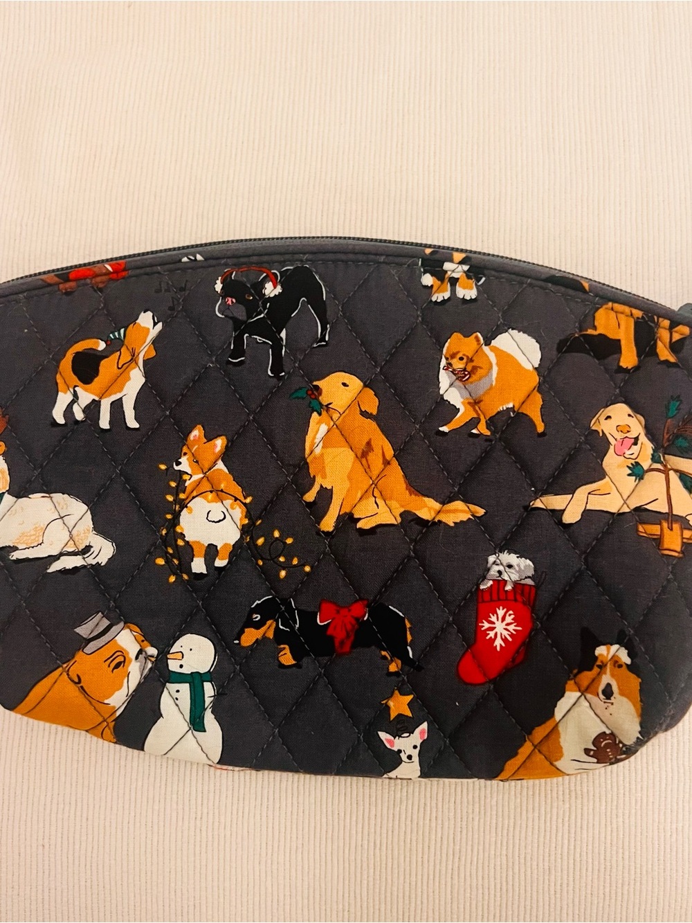 NWT Vera Bradley Holiday Dogs Quilted Cosmetic Pouch Makeup Bag
